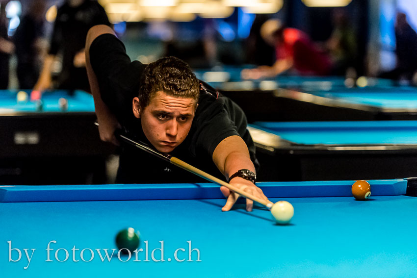 NIKON D5 - 70.0-200.0 mm f/2.8