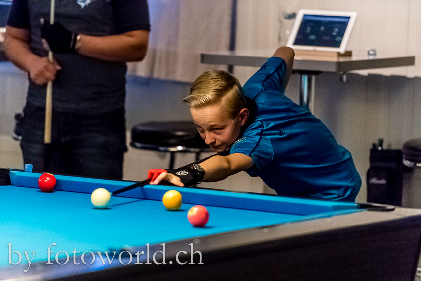 NIKON D5 - 70.0-200.0 mm f/2.8