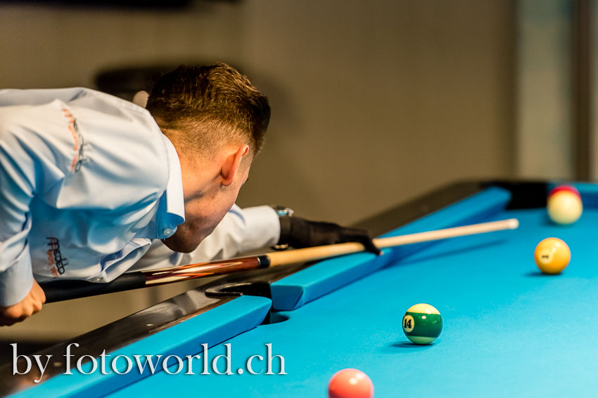 NIKON D5 - 70.0-200.0 mm f/2.8